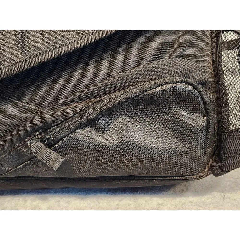 OGIO Coors Light Messenger Bag Black Padded Laptop - Picture 4 of 16